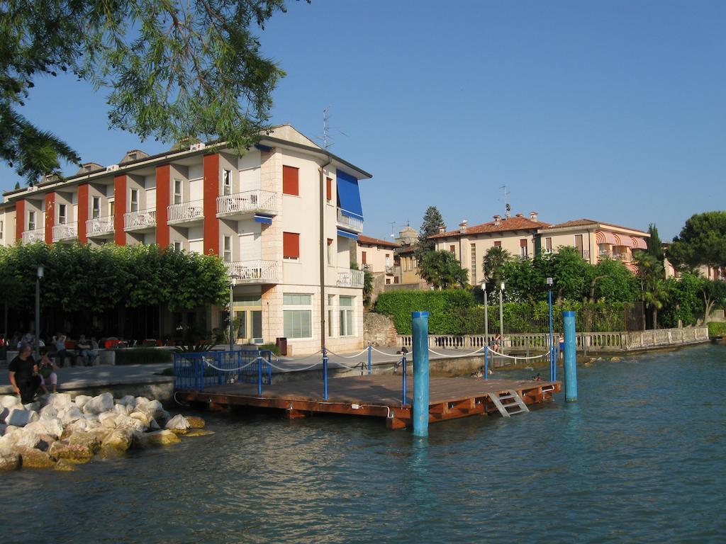 Hotel Giardino Sirmione Exterior photo